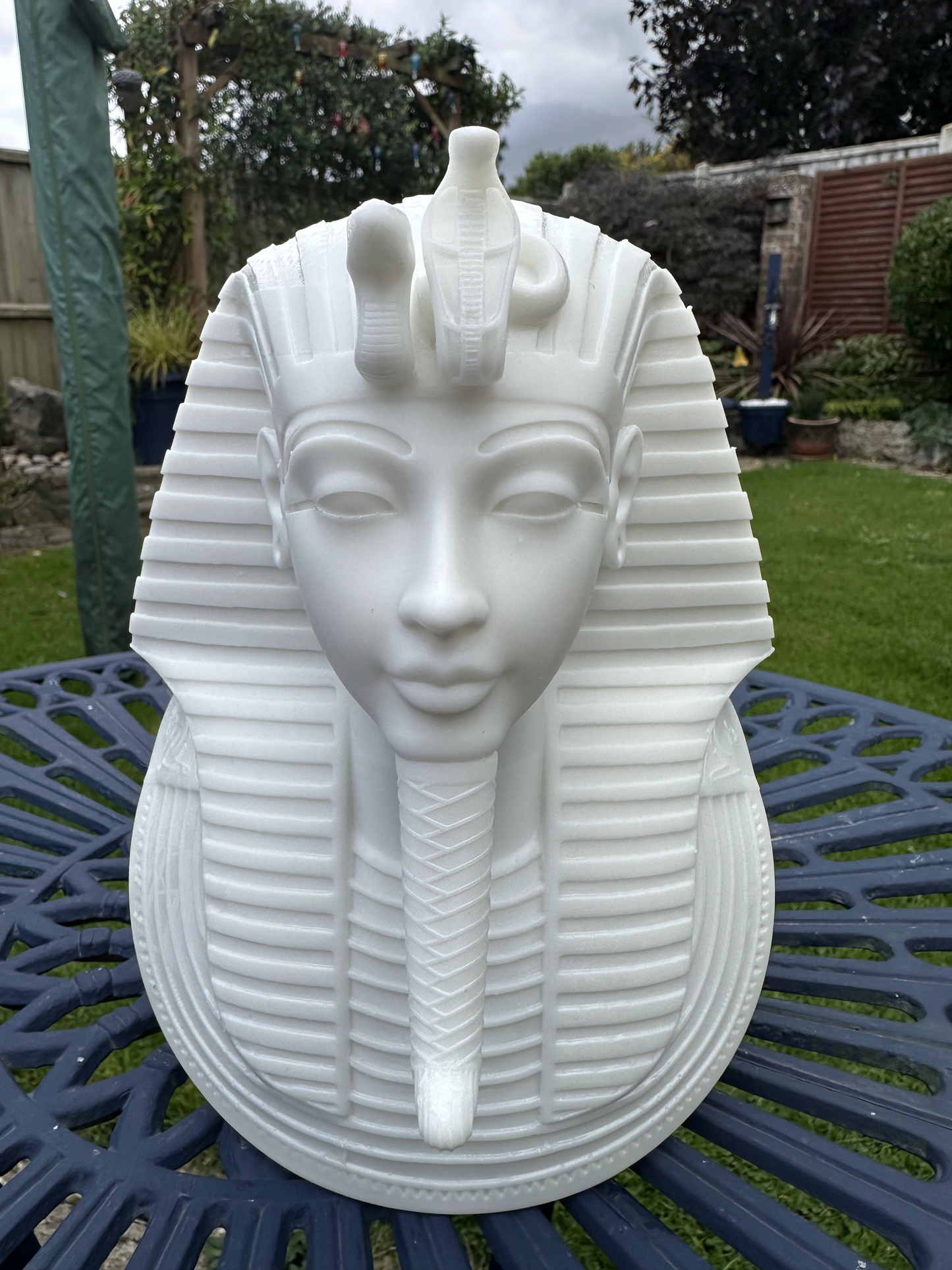 Tutankhamun Mask – Resin Bust (Unpainted Showpiece)